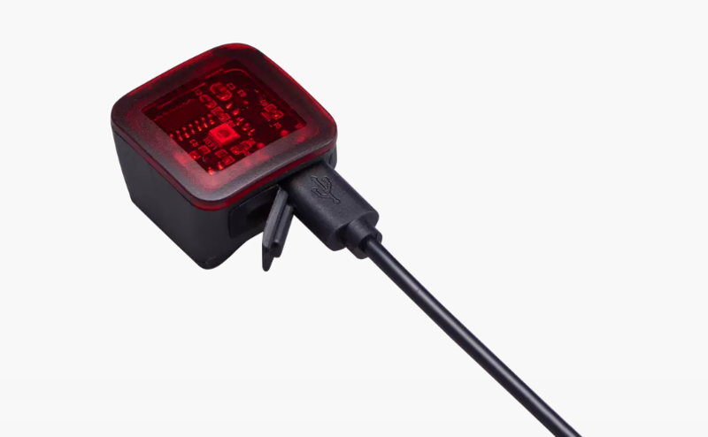 Specialized Flash Headlight/Taillight Combo Lightset in Black-2